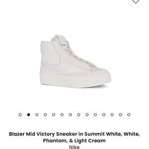 Nike Blazers mid victory in summit white phantom and light cream size 8.5 or 9